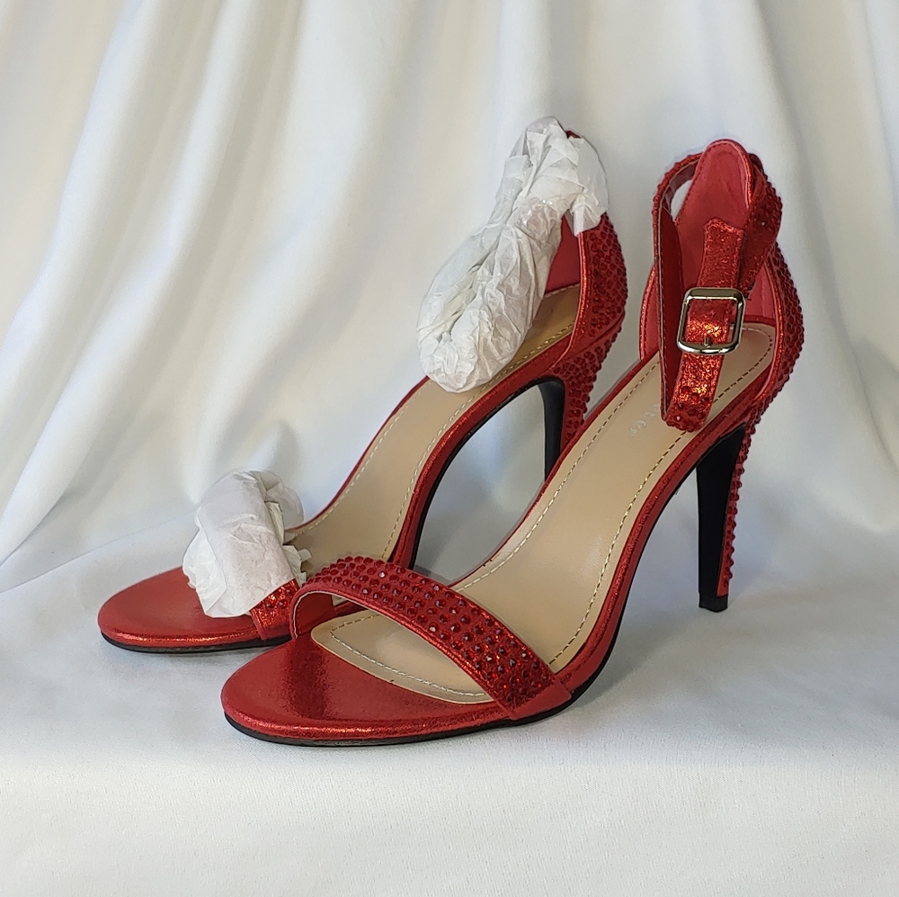 Forever 4" Rhinestone Heels Womens Size 8 Ruby Red